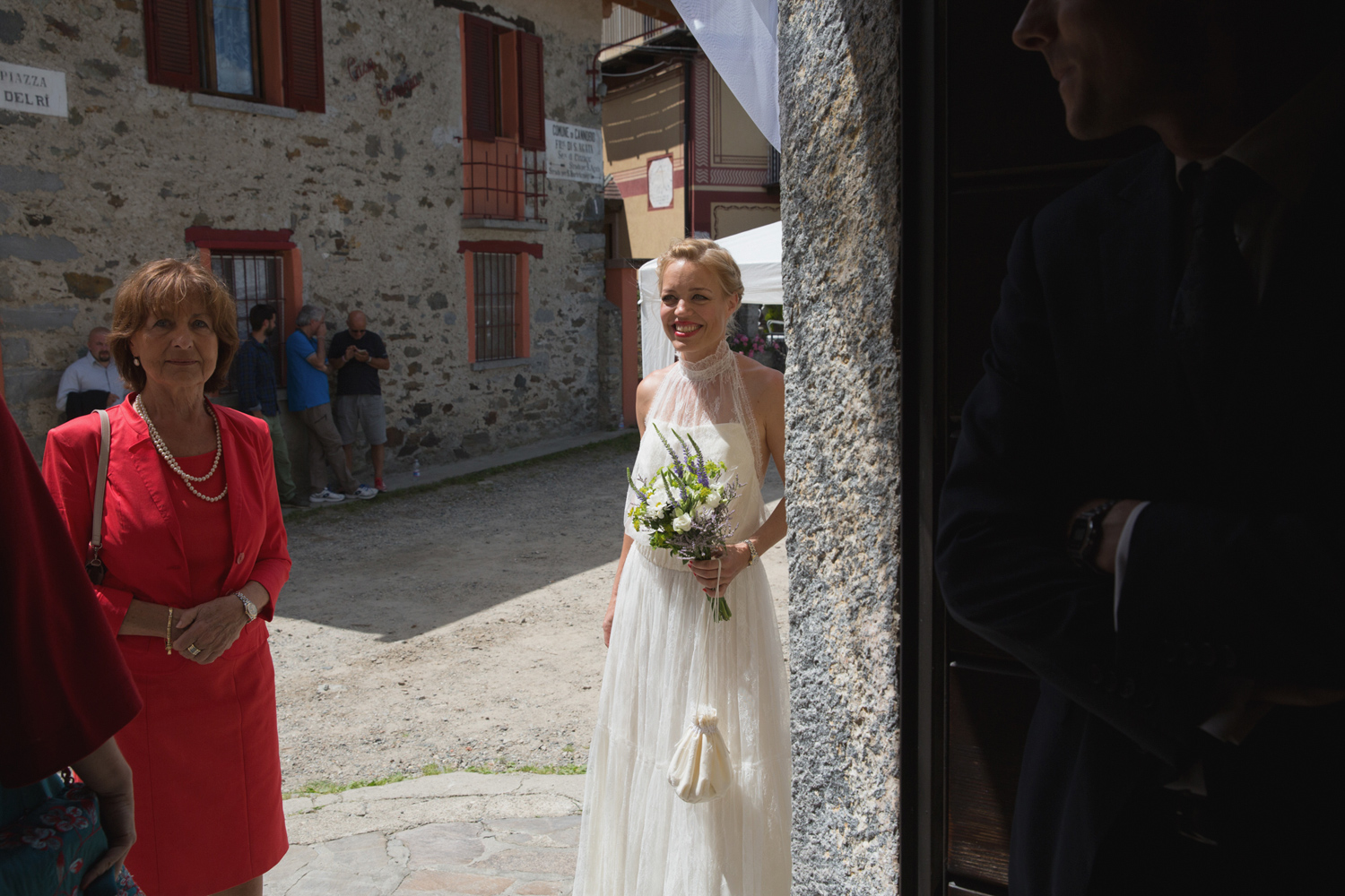 a destination wedding on Lake Maggiore