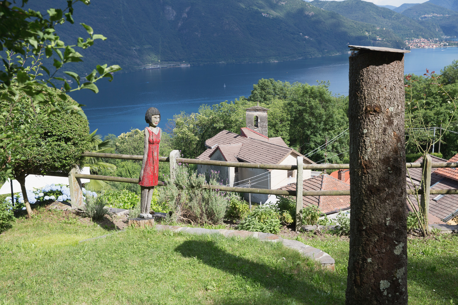 a destination wedding on Lake Maggiore