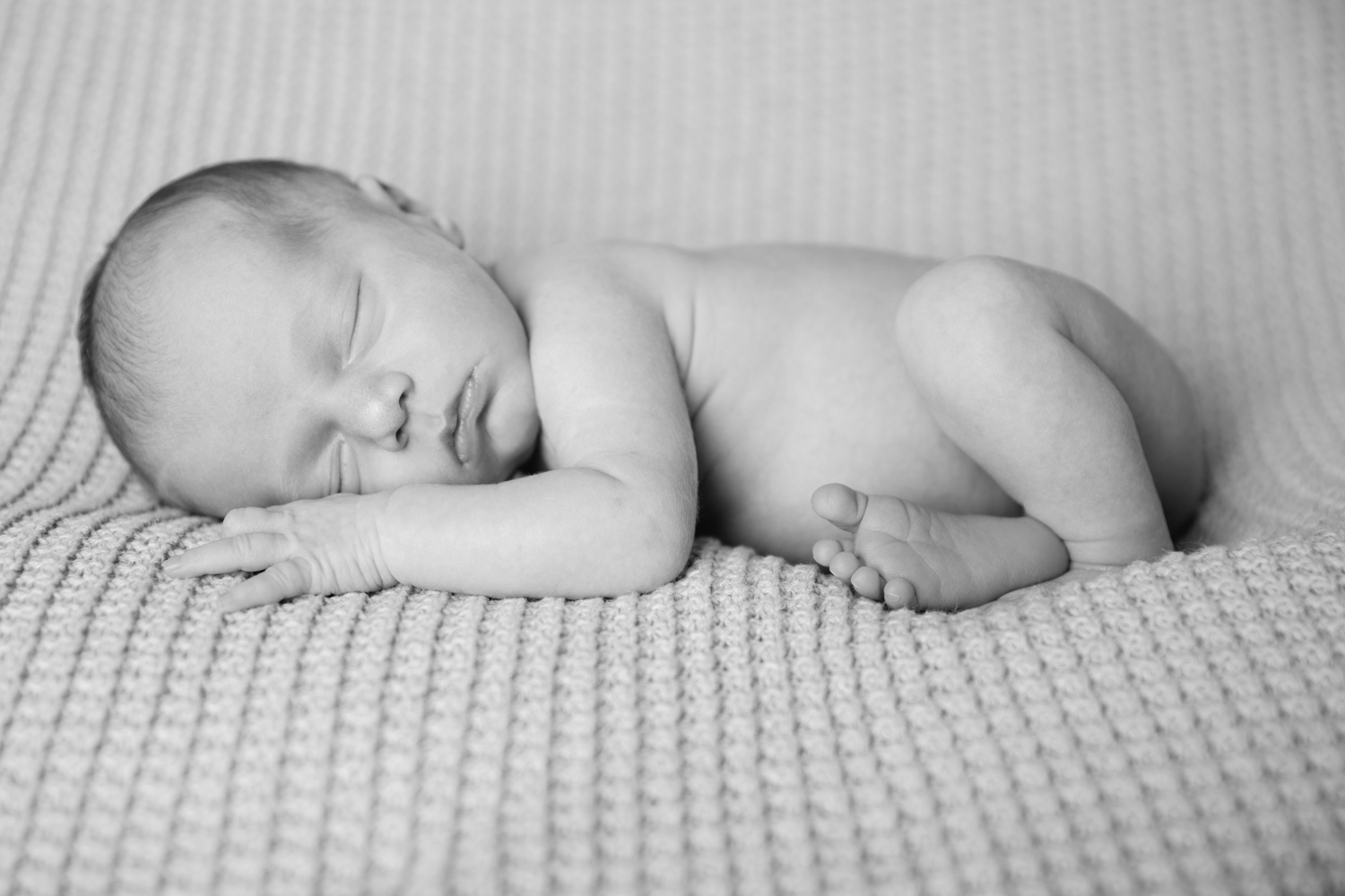 newborn session sweet memories