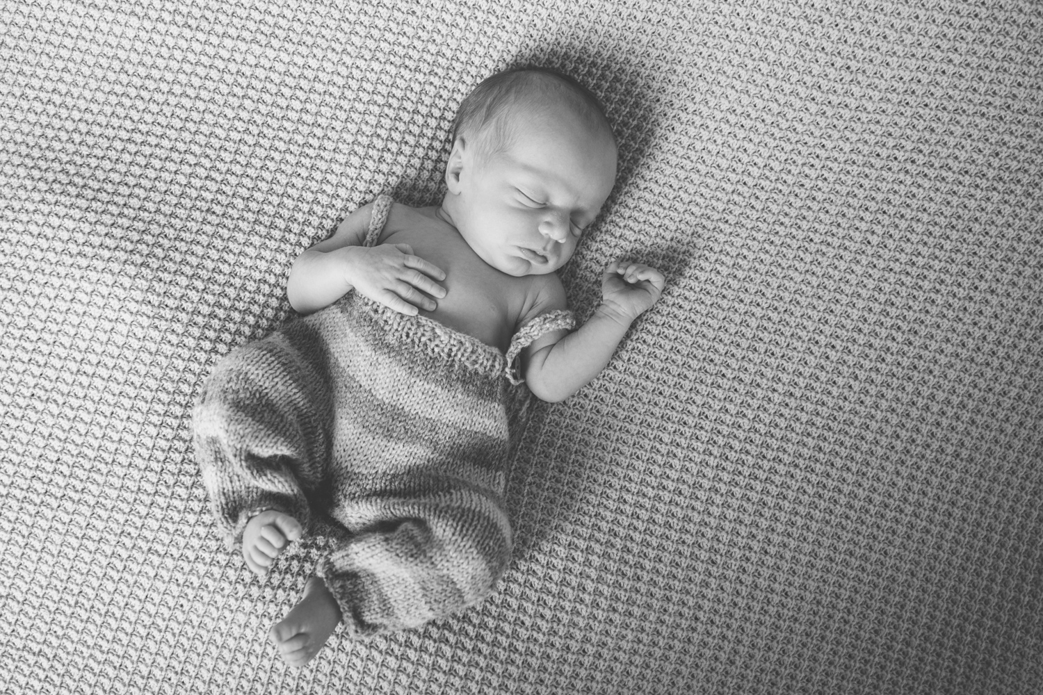 newborn session sweet memories