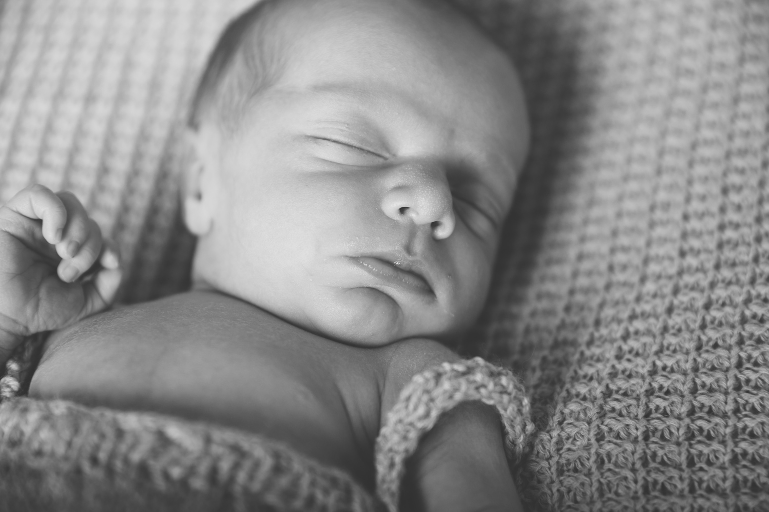 newborn session sweet memories