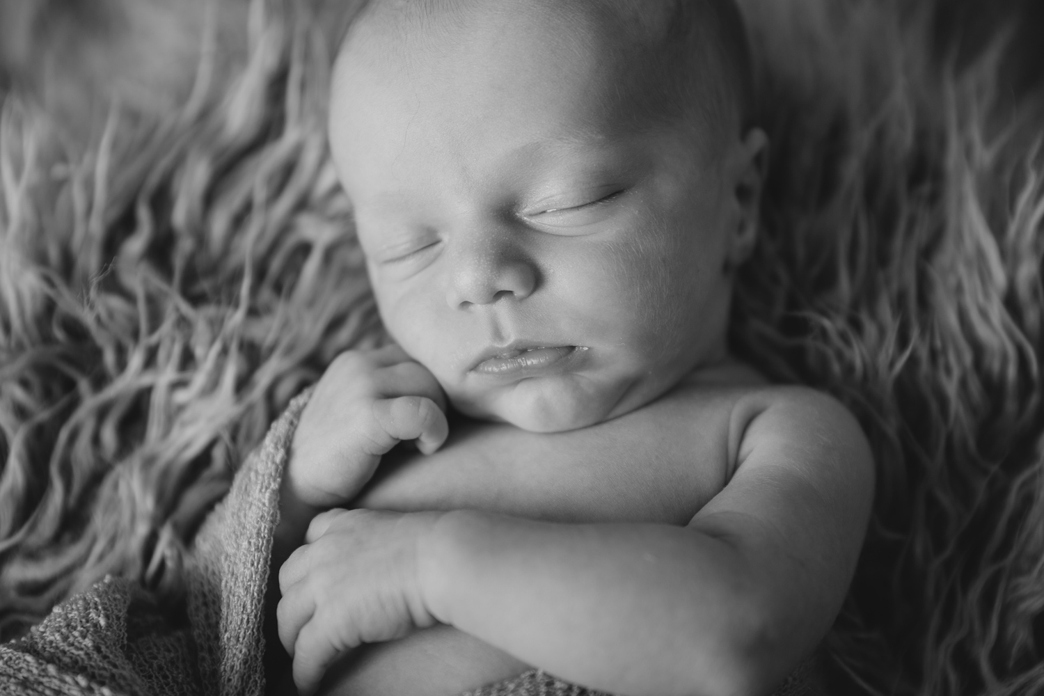 newborn session sweet memories