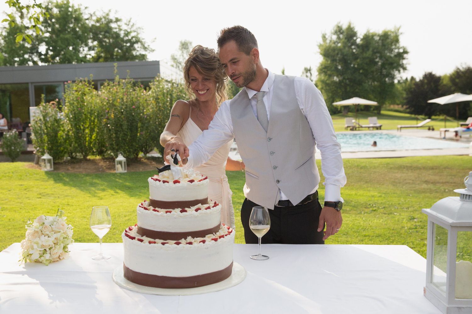 a wonderful rock'n'roll wedding full of love and lust for life