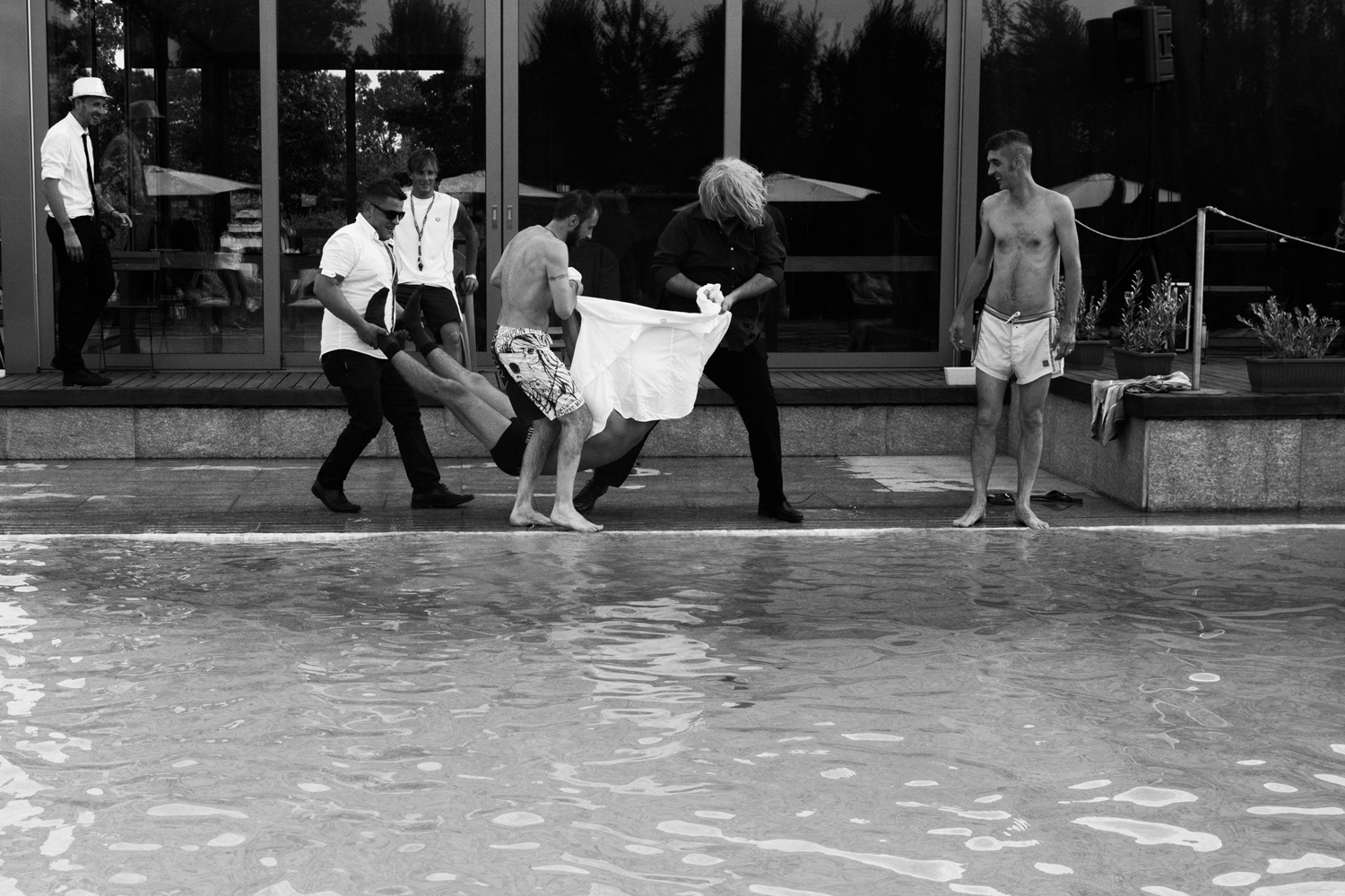 a wonderful rock'n'roll wedding full of love and lust for life