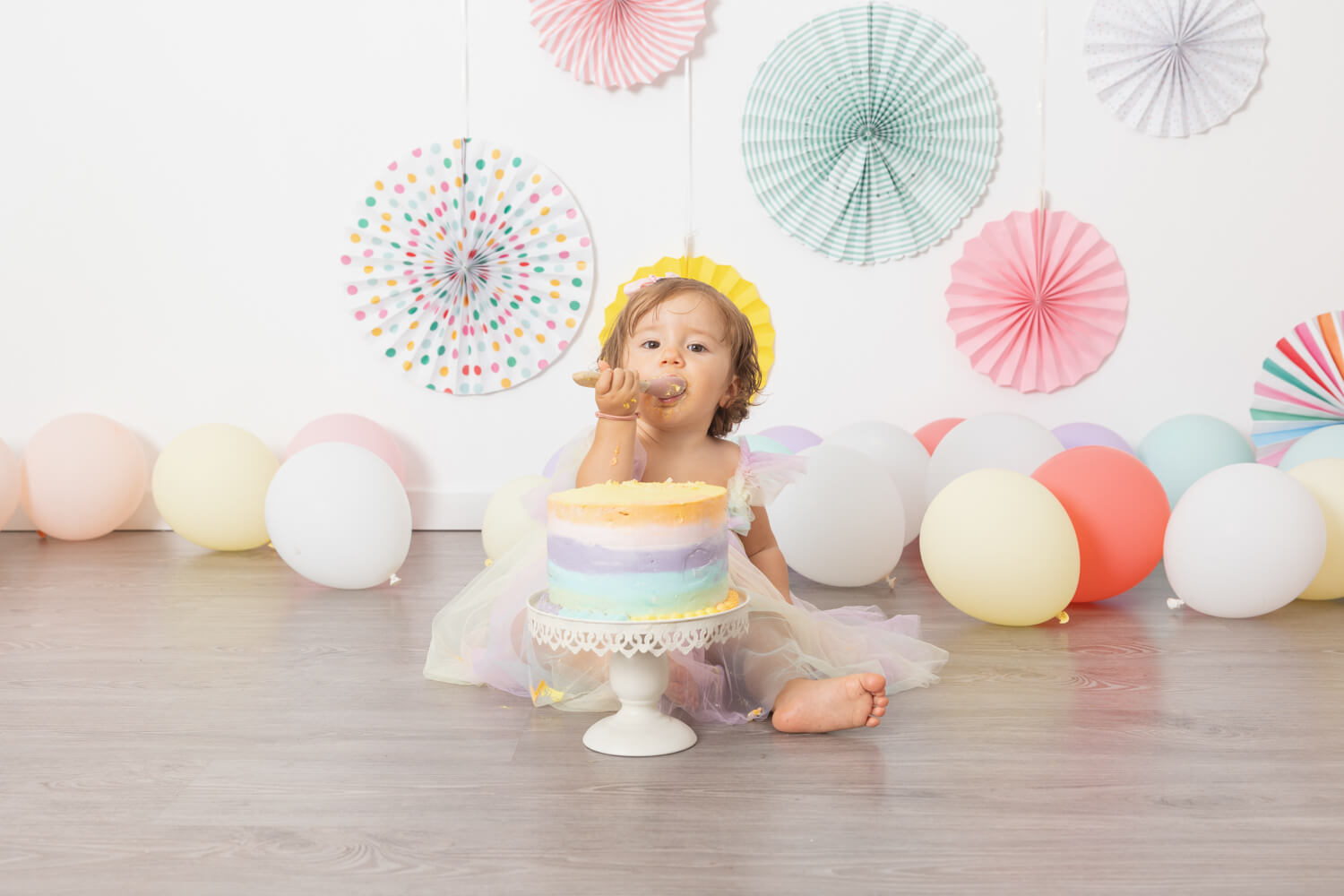 smashing cake 